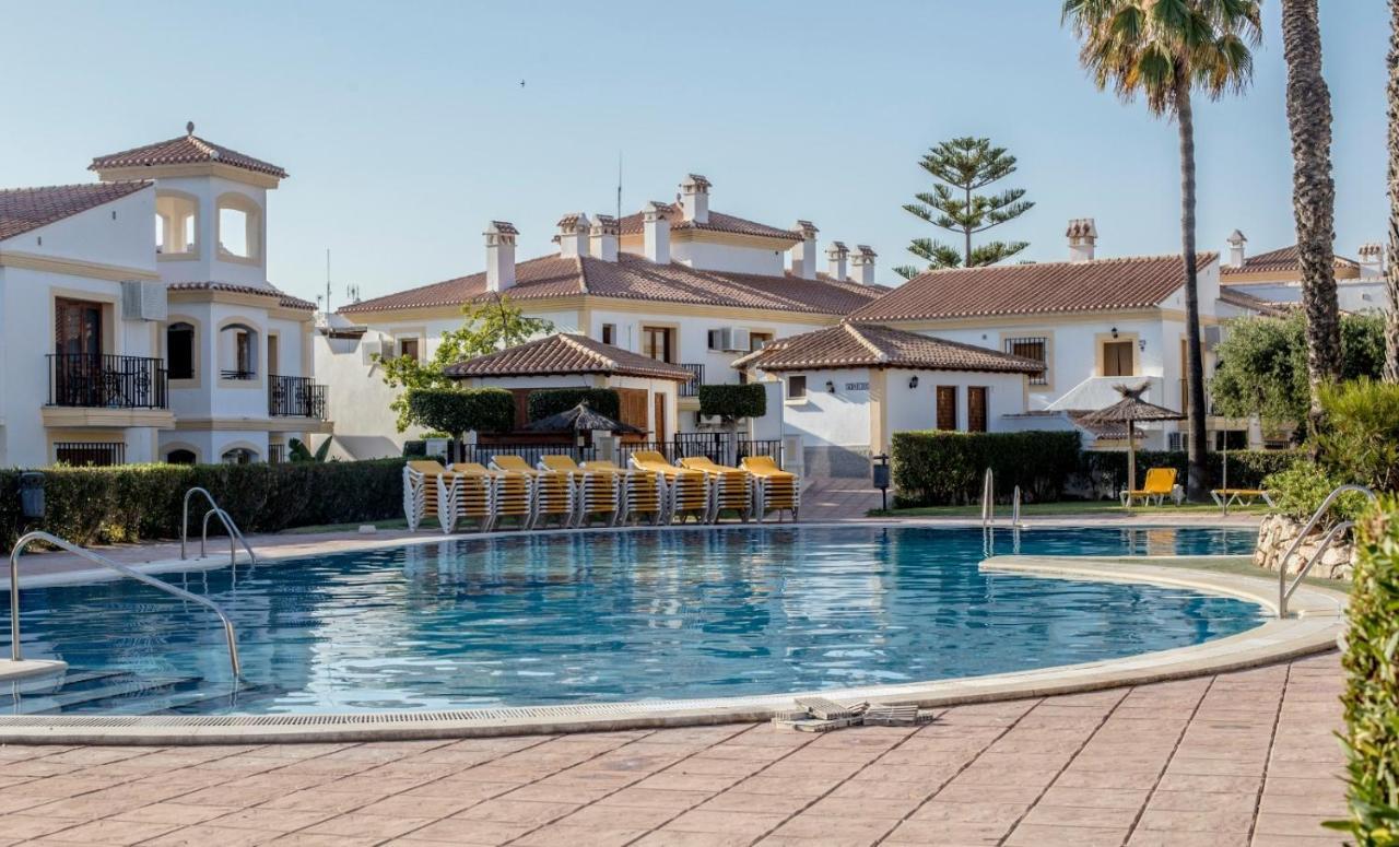 Casa Del Pescador En *